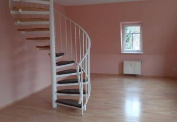 Für junge Leute - 2-Raumwohnung-Dachgeschoss-Maisonette