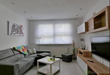 (EF0860_M) Erfurt: Hochheim, neu möbliertes 2-Zimmer-Apartment mit separatem Hauseingang für Wochenendheimfahrer