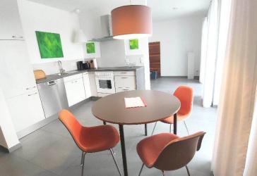 Schöne helle möblierte 2 Zimmerwohnung in Ulm