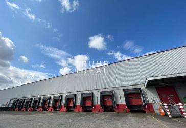 Großzügiger Logistikkomplex in Frechen | 86 Rampen | zentral gelegen