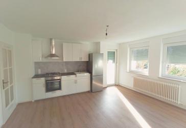 Helle 2 Zimmer Wohnung Dornbusch, Grenze Nordend - von privat