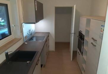 Stilvolle 4-Zimmer-EG-Wohnung mit Einbauküche in Aalen - Bezugsfertig ab 01.08.2025