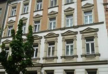 EF - Zentrale Lage mit Balkon, EBK und Stellplatz