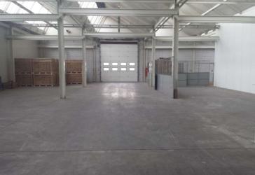 *TOP LAGE * ca. 550 - 770 m² Hallenfläche + ca. 360 - 550 m² Bürofläche *Exclusiv durch Immolox*