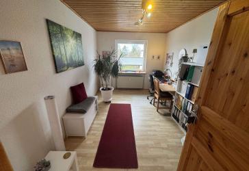 Für Kapitalanleger oder Eigennutzer - Balkonwohnung mit Gemeinschaftsgarten und Einbauküche