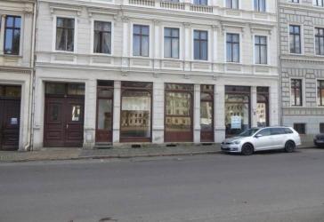 Ladenlokal mit Bürofläche (auch teilbar)