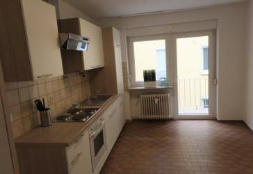 1-Zimmer-Wohnung mit separater Küche und Balkon in Würzburg/Altstadt