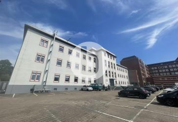 bürosuche.de: Bürofläche mit viel Potenzial in verkehrsgünstiger Lage
