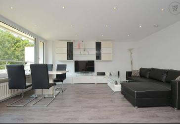 Modern möblierte Wohnung mit Klimaanlage, Internet und TG-Stellplatz in Stuttgart Asemwald