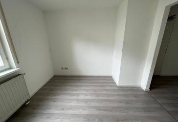 Schöne, helle 1,5 Zimmer Wohnung