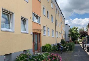 Kapitalanlage: vermietete 4 Zimmer Wohnung mit Balkon