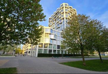 Exklusives 2-Zimmer-vollmöbliertes Loft im FRIENDS-Tower (München Nymphenburg).