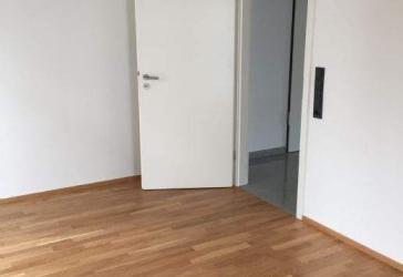 VS-Schwenningen, 2,5-Zi.Whg., frei, 72 qm, gr. Balkon, Aufzug,BJ 2020 barrierefrei!