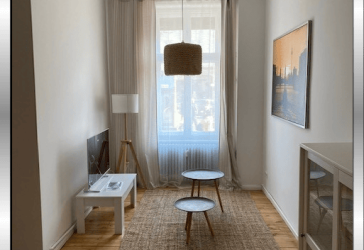3- Zimmer Wohnung, 2 getrennte Schlafzimmer und einer großen Küche ab 15.06.2026 verfügbar