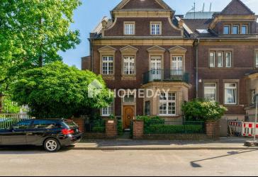 Wohnen mit Geschichte - denkmalgeschützte Backsteinvilla mit Gartenidylle in Duisburg