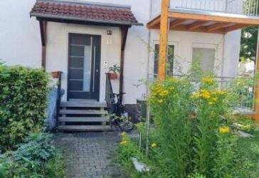 Neu renovierte 3-Zi.-Wohnung sucht einen neuen Mieter