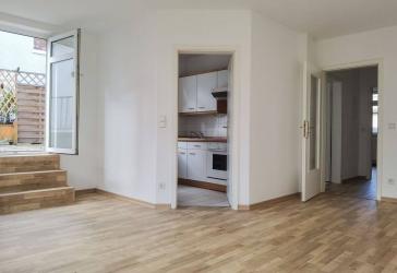 Großzügige 2-Zimmerwohnung mit eigener Terrasse, provisionsfrei inklusive TG Stellplatz