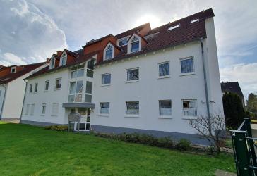 Ahlener Westen, eine sehr gepflegte 4-Zimmerwohung mit Balkon und Tiefgarage.
