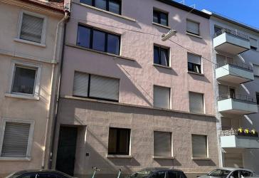 3-Zi.-Whg., neu renoviert, Balkon und EBK in Karlsruhe!