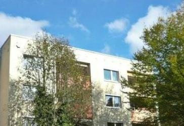 NÜRNBERG LANGWASSER-SÜD: GEPFLEGTE 2-ZIMMER-ETW MIT SÜDLOGGIA UND EINBAUKÜCHE IM 2. OG OHNE LIFT