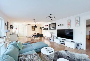 Ruhige 3-Zimmer-Wohnung mit ca. 200 qm Garten