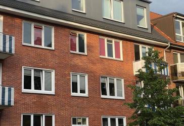Neubau, helle DG-Wohnung