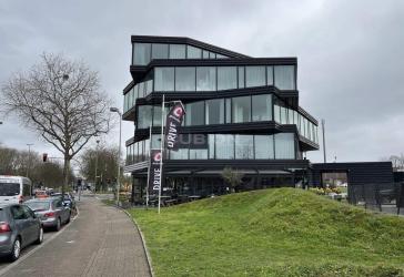 Attraktive Büroflächen im markanten Neubau!
