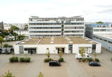 **PROVISIONSFREI** ca. 2.500 m² Halle(teilbar) 200- 4.000 m² Büro in Dreieich zu vermieten