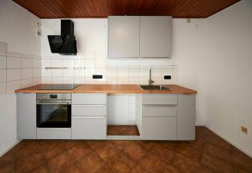 80 m² Wohnung auf Pferdehof zu vermieten (bei Bedarf: Offenpferdestellpatz vorhanden)