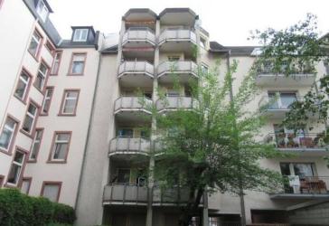 Frisch sanierte 1,5 Zimmer Wohnung in Seniorenwohnanlage in Frankfurt