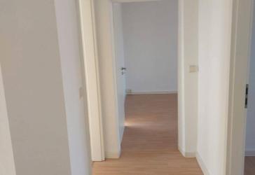 Sehr schöne neu sanierte 3-R-Wohnung. ca.58,20 m² im EG zu vermieten.