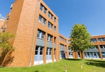 Teilfläche eines beliebten Bürogebäudes zu vermieten!