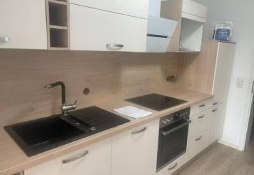 3 R.-Whg., Balkon, Einbau-Küche, Stellplatz, sehr gute, ruhige aber zentrumsnahe Lage