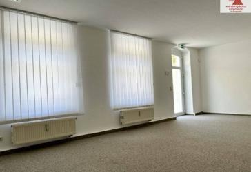 Moderne Büroeinheit in gut sichtbarer Lage an einer Bundesstraße in Annaberg-Buchholz!
