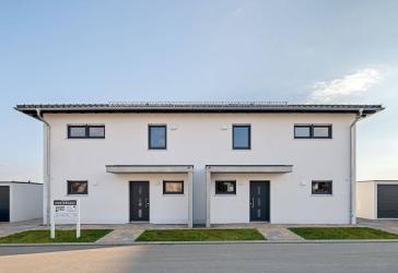 Doppelhaushälfte im zentralen Rödental
