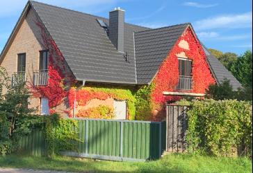 Eigentumswohnung im EG mit großer Terasse und 300 m² Grundstück
