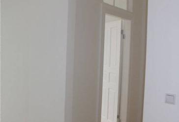 ACHTUNG ! 2,5 Raum WohNunG - MIT BalKoN uNd HoLzDdielung
