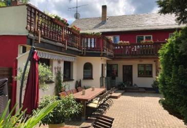 Beliebte Pension mit Gaststätte und Garten bietet Raum für Ihre Ideen | Arbeiten und Wohnen unter einem Dach | Platz für mehrere Generationen!