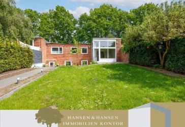 Nachhaltig Wohnen: Aufwendig sanierter Bungalow in familienfreundlicher Lage