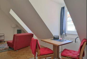 (EF1015_M) Erfurt: Altstadt, hübsches Apartment in der City mit E-Piano und Waschmaschine nahe dem 'Kaísersaal', WLAN