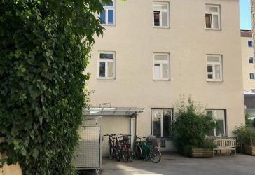 Ruhige 3-Zimmer-Dachgeschoss-Wohnung in Neuhausen