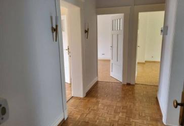 Helle 3-Zimmer-Altbauwohnung mit 2 Balkonen in Frankfurt am Main - Sachsenhausen
