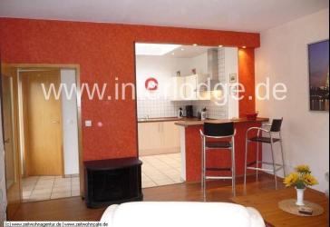 INTERLODGE helle, freundlich möblierte Wohnung mit Terrasse und Stellplatz in Köln-Höhenhaus