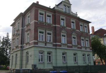AREAS: Attraktive 2-Raum-Whg mit Balkon in Stadtvilla in Radebeul