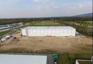 NEUBAU: ca. 2.900 qm Produktion | Rampe + ebenerdig | 10 m UKB | Kranbahn!