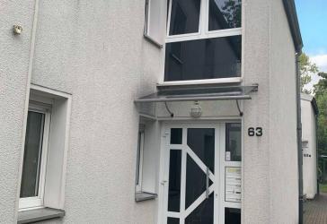 * PROVISIONSFREI ! * Kapitalanlage in Düsseldorf- Hassels : 2 Zimmer Wohnung mit Balkon !