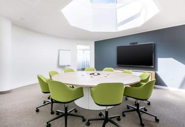 Privater Büroraum für 4 Person in Regus Docks Ismaning