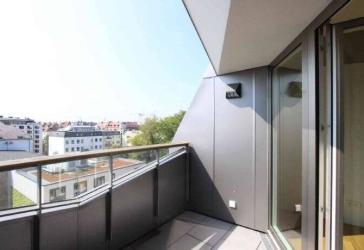 4-Zimmer-Whg. mit EBK und Balkon