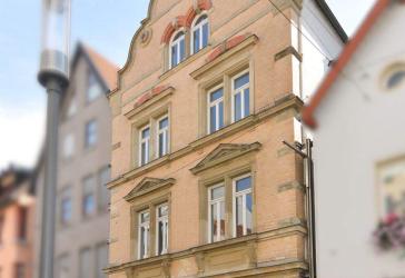 Stadthaus in 1A-Lage mit 432 m² vermietbare Fläche!