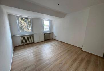 Gemütliche 2- Zimmerwohnung inruhiger Lage sucht Nachmieter! WG-geeignet!!!!